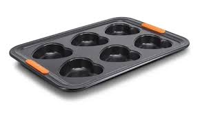 FORMA P/ 6 MUFFINS FORMATO CORACAO UNICO
