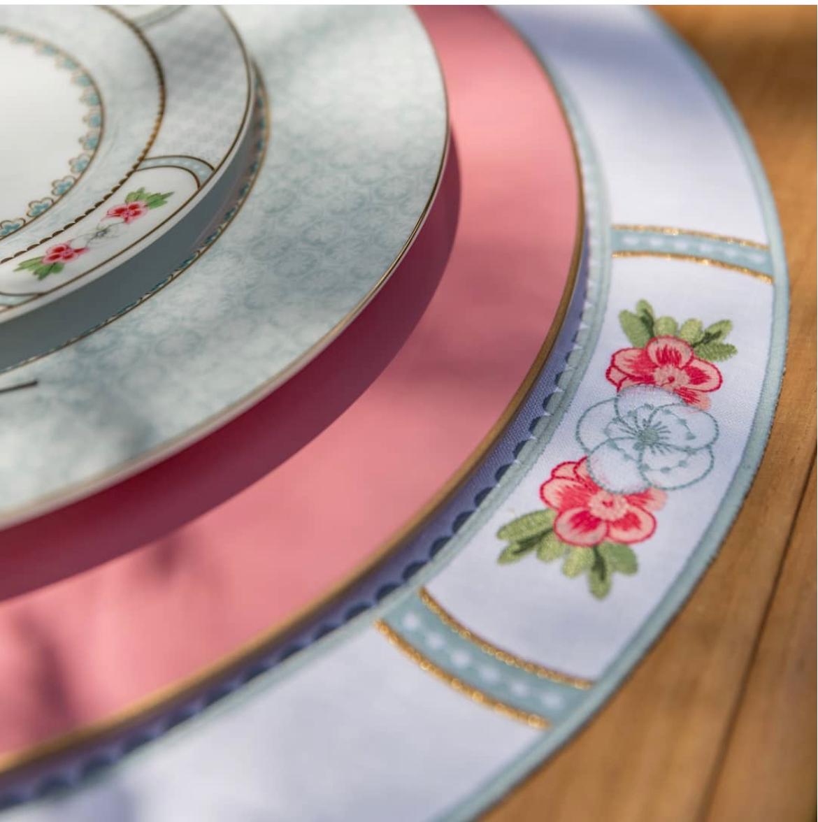 AMERICANO PIP STUDIO